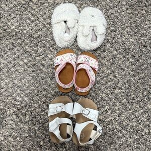 White and Floral Kids Sandals baby size 3